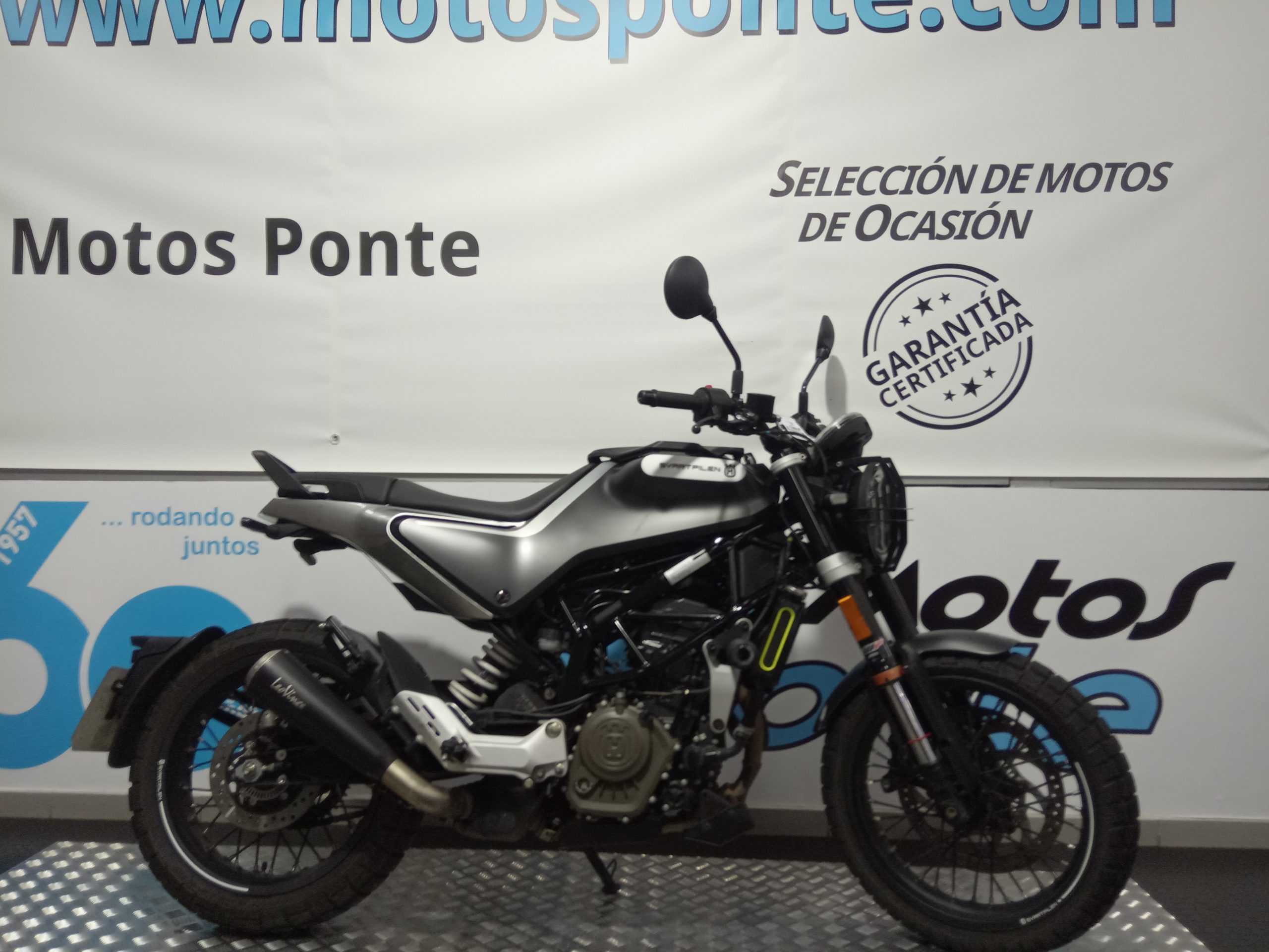 HUSQVARNA SVARTPILEN 125 ABS