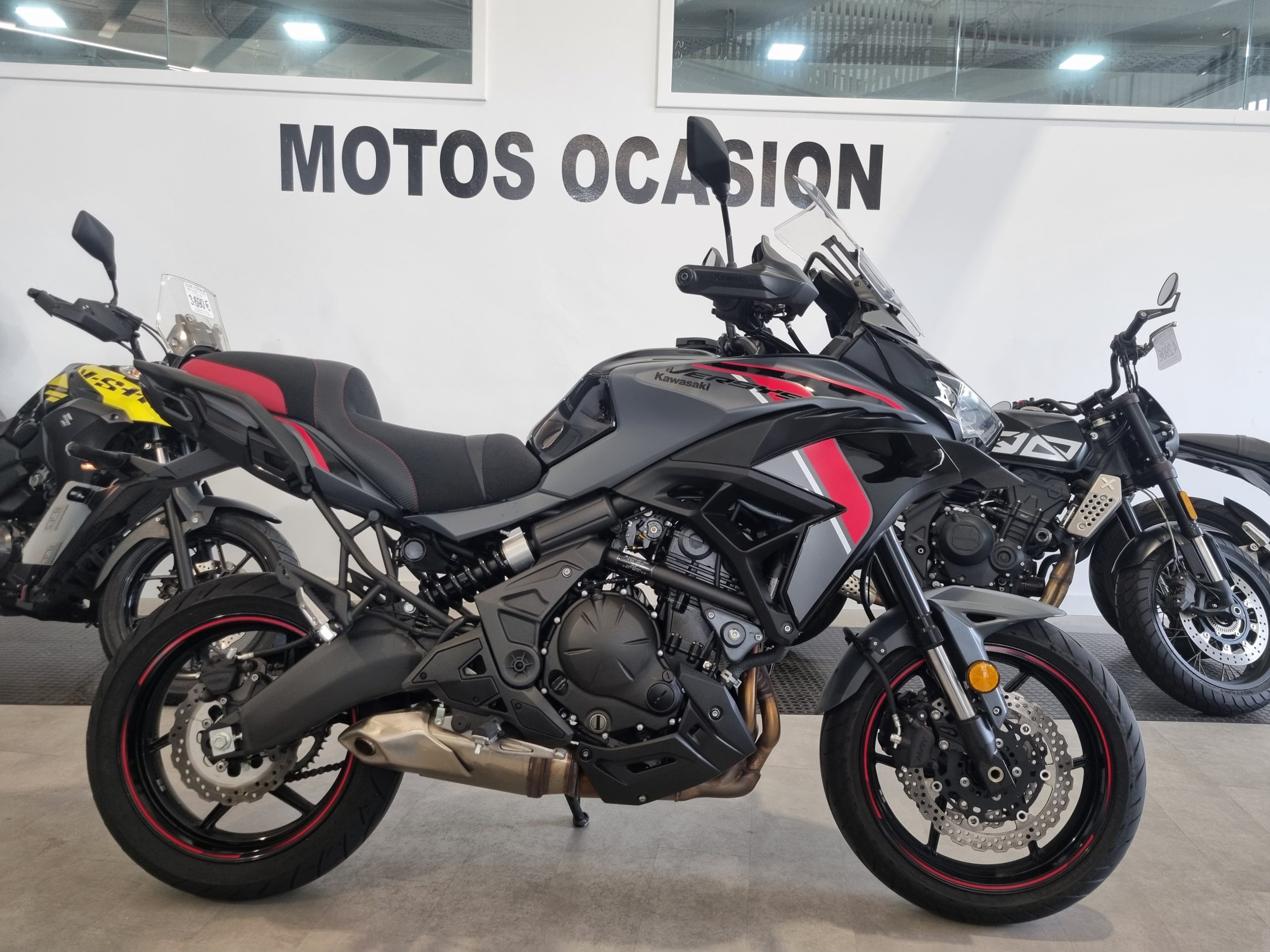 KAWASAKI VERSYS 650